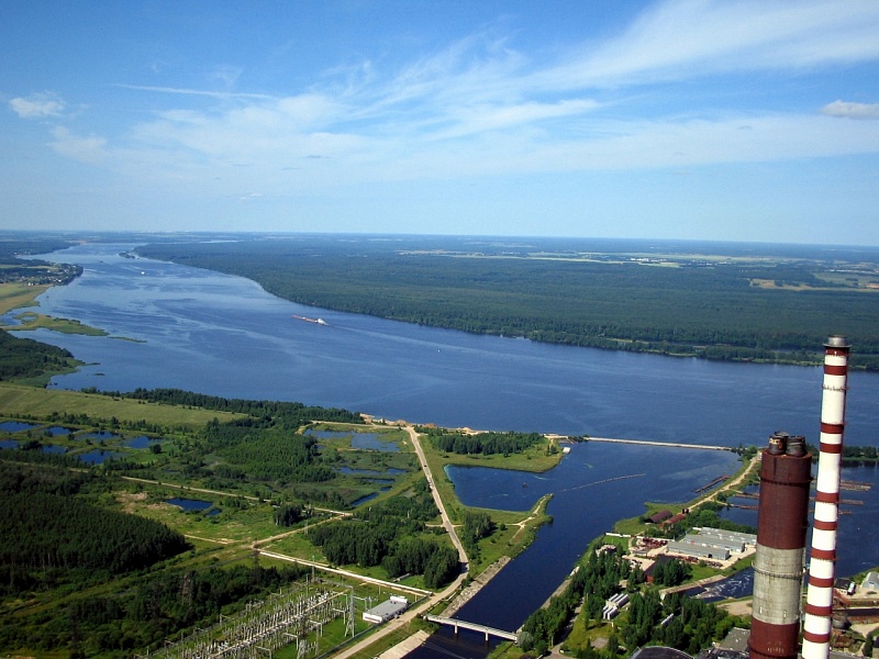 "Над вечным покоем" река Волга, высота 320 метров, 1 дымовая труба, Костромская ГРЭС