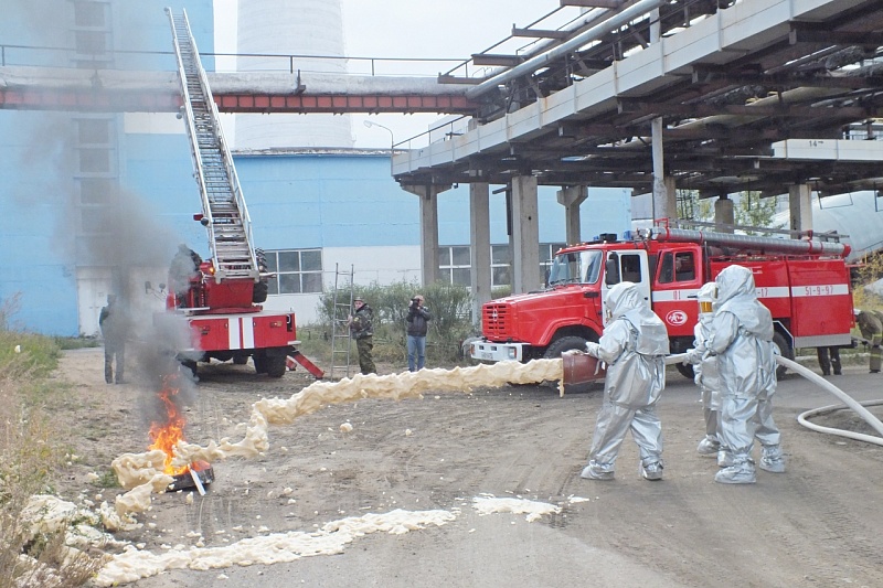 Учения пожарной команды на Харанорской ГРЭС. Фото Ольги Павловой.