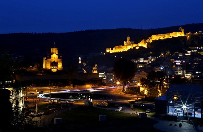 Огни ночного Тбилиси