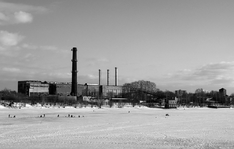 Костромская ТЭЦ-1 на реке Костроме . Пуск первого агрегата состоялся в 1930 году.